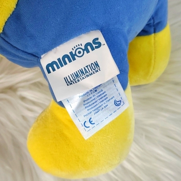 Build-a-Bear Princess Minion Illumination Entertainment Stuffed Plush Animal Toy - Picture 13 of 17